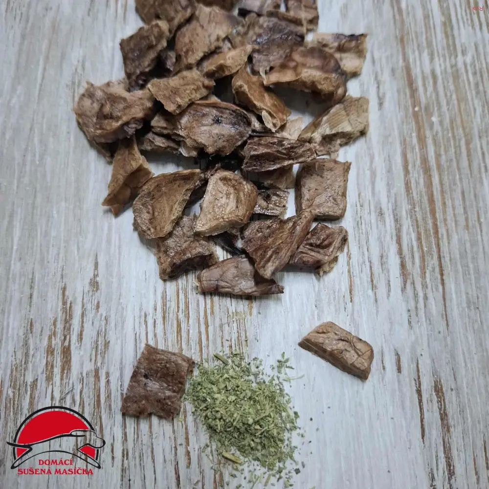 Domácí sušené mini kousky z vepřového plíčka se šantou kočičí (15g)