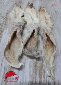 Domácí sušené králičí ouško se srstí (10+1 ks)